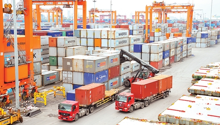 0528 vietnam trade surplus 2020