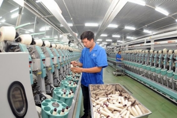 hsbc vietnam expects positive global export prospect