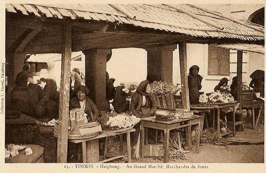 Old Vietnamese Market Through Black And White Photos Old Vietnamese Market Through Black And White Photos