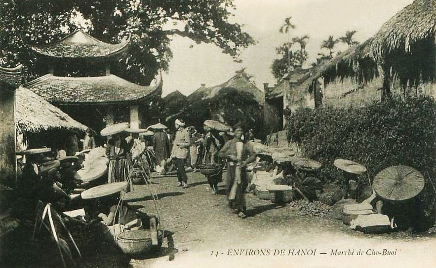 Old Vietnamese Market Through Black And White Photos