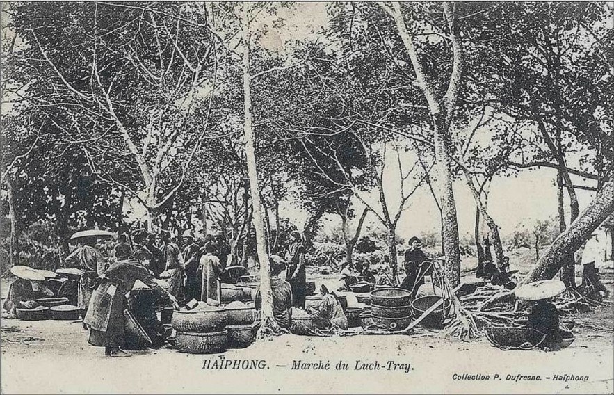 Old Vietnamese Market Through Black And White Photos