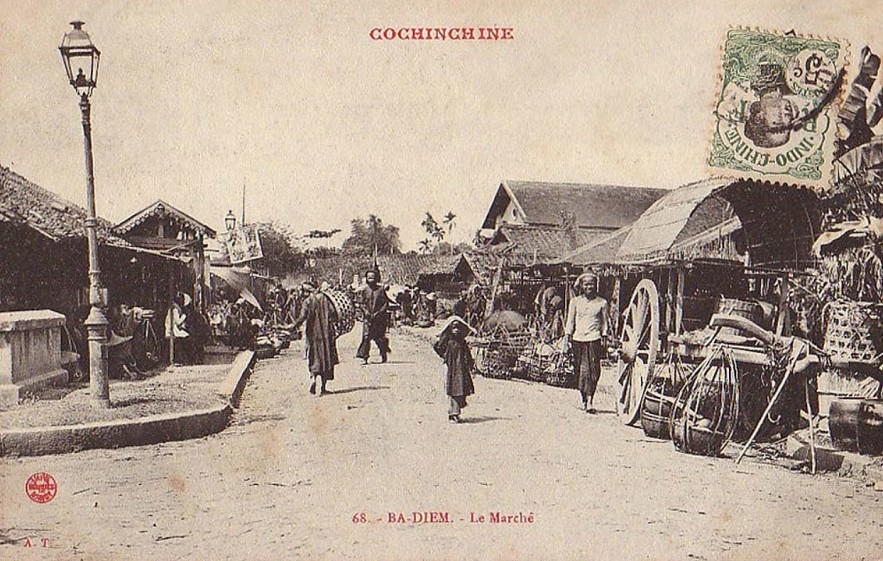 Old Vietnamese Market Through Black And White Photos