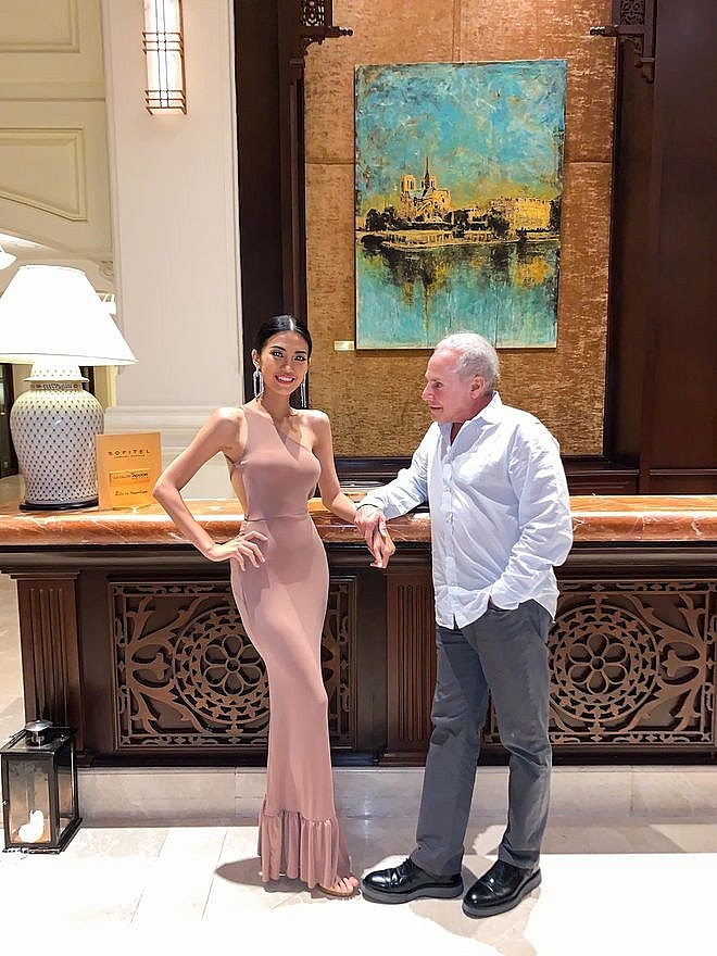 27-year-old Vietnamese hot girl breaking up with 73-year-old American billionaire to attend 'Miss Universe Vietnam'