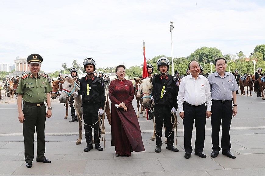 vietnams cavalry mobile police force makes debut