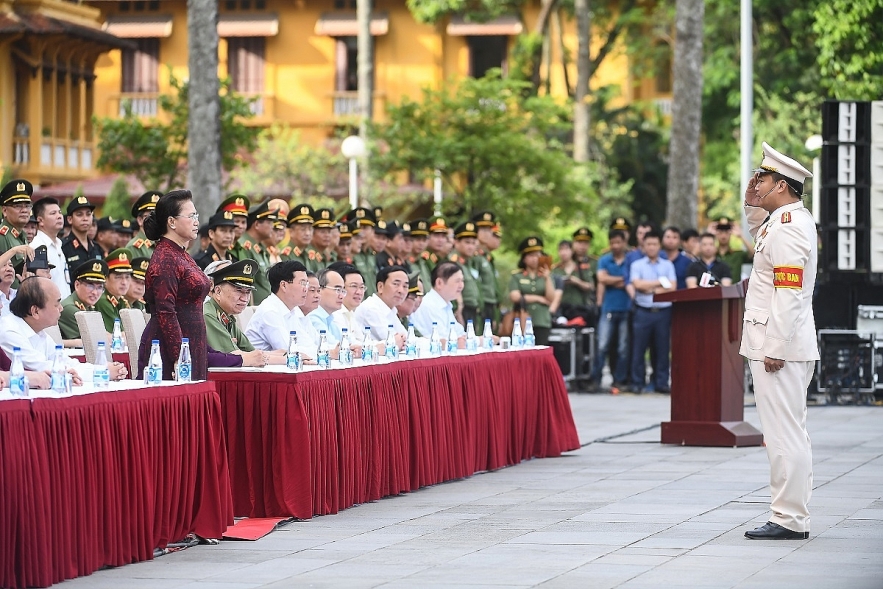 vietnams cavalry mobile police force makes debut