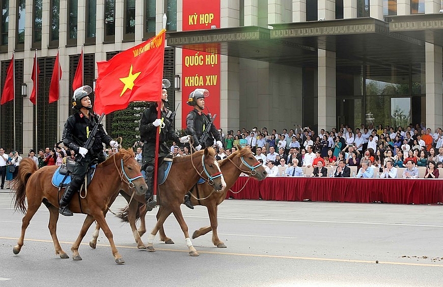 vietnams cavalry mobile police force makes debut