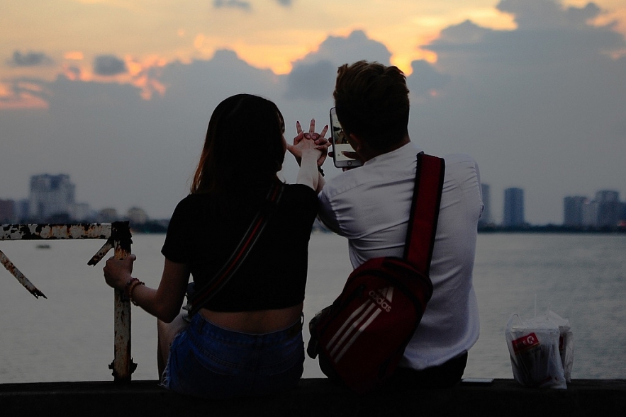 3431 ho tay sunset 11