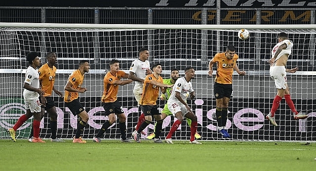 europa league sevilla and shakhtar donetsk book places for semi finals