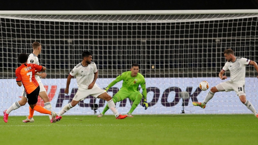 europa league sevilla and shakhtar donetsk book places for semi finals