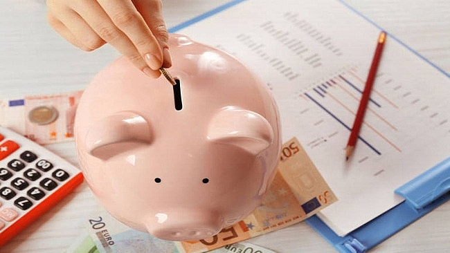6 precious lessons on finance and life from black mother for her two young kids