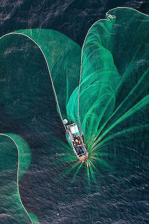 Drone shots taken in vietnam stun the world at drone photo awards 2020