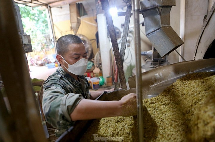 Me Tri Green Sticky Rice: A Specialty Of Autumn In Hanoi