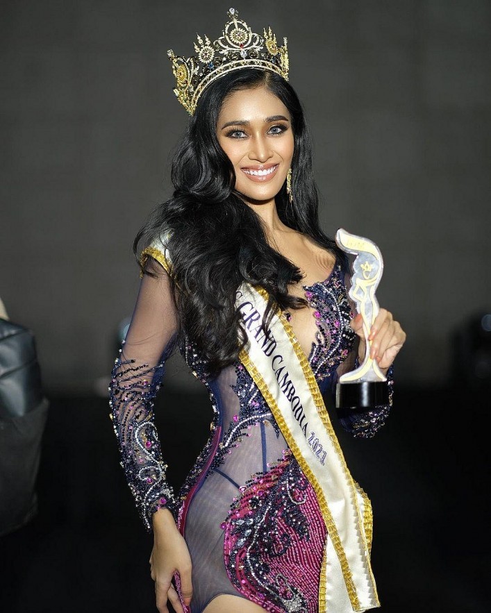Miss Cambodia's Fiery Body Causes A Fever On Vietnamese Social Media