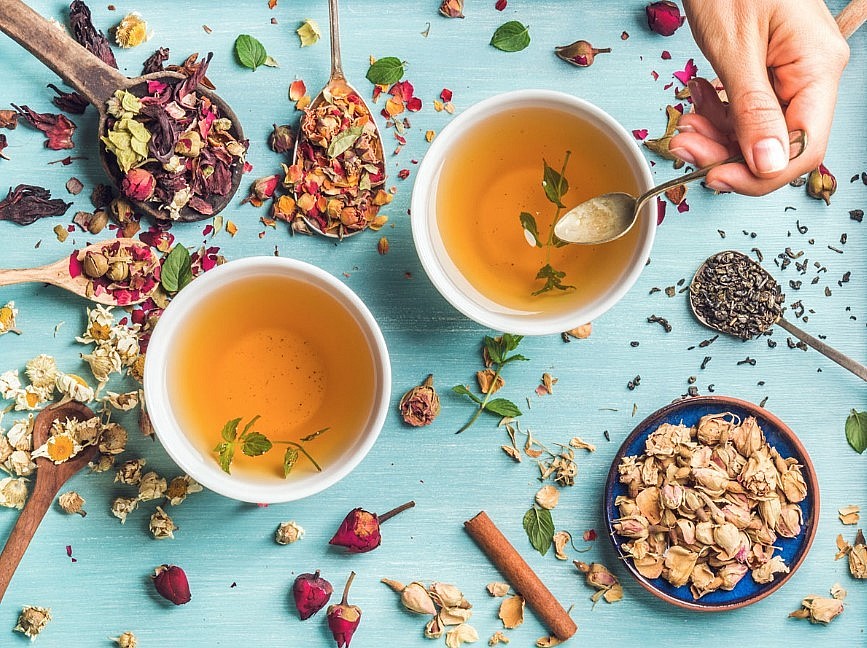 Antioxidants In Herbal Tea Prevent The Aging Process