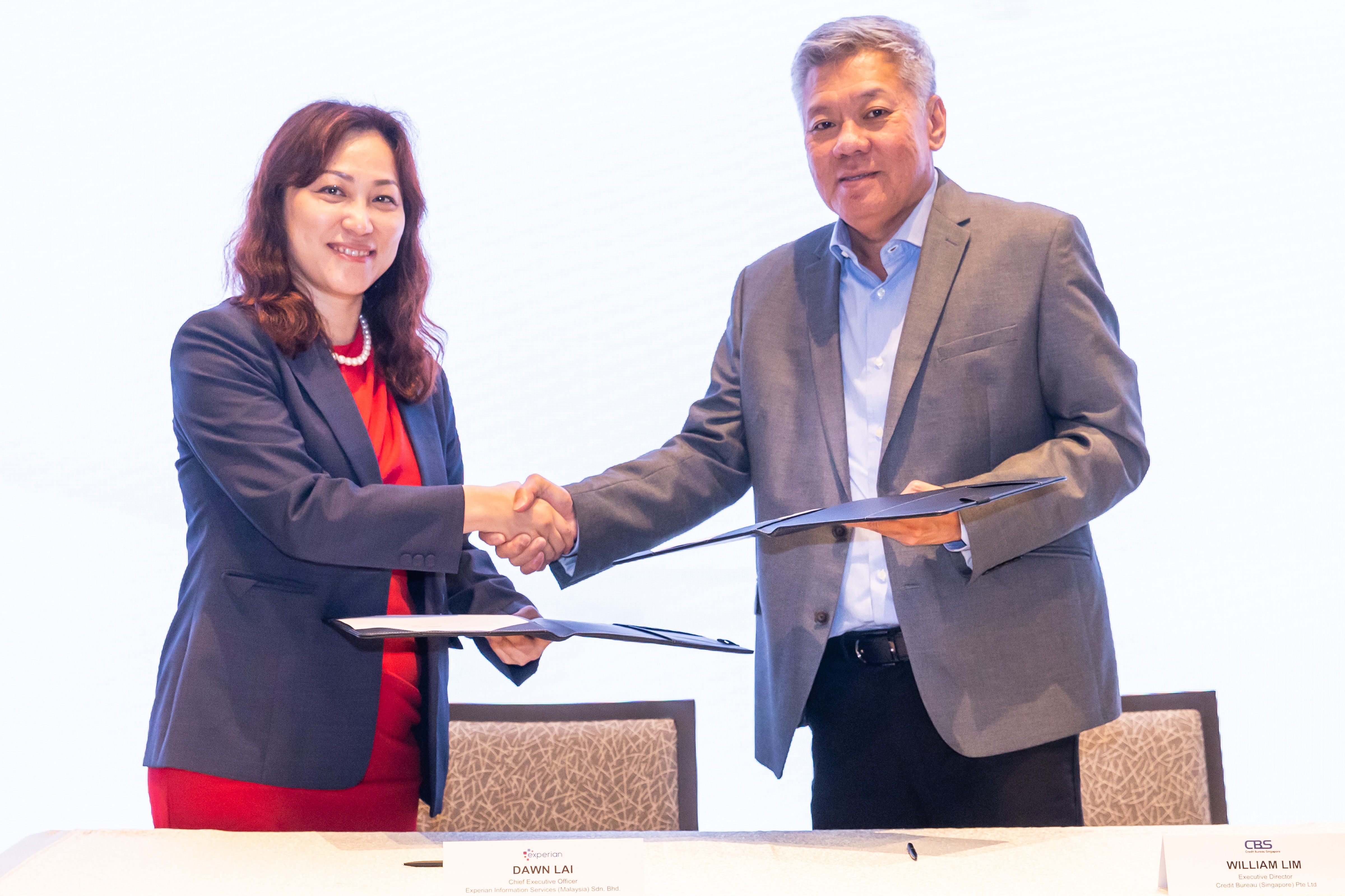 Credit Bureau Singapore and Experian Malaysia Sign MOU to Enable Cross-Border Credit Reporting
