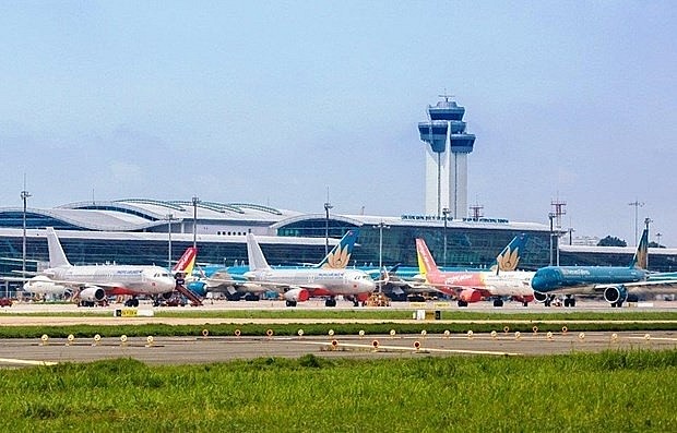 Vietnam resumes flights to 20 countries, territories