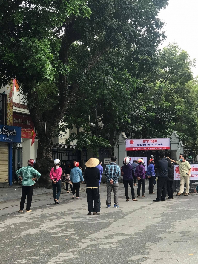 vietnam rice atm goes beyond borders to 10 southeast asian countries
