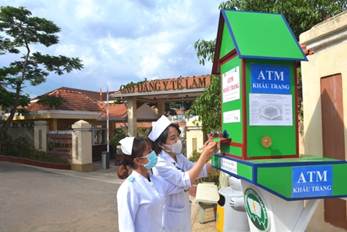 free face mask atm launched in da lat vietnam