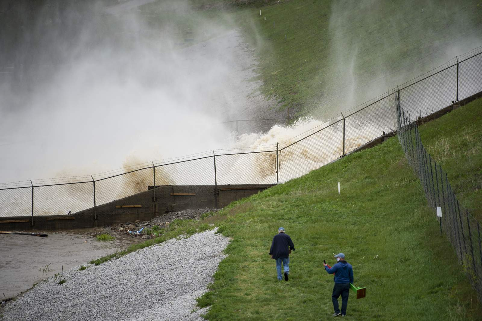 Edenville Dam breaks in Michigan, US seems to face consecutive disasters amid worst coronavirus pandemic