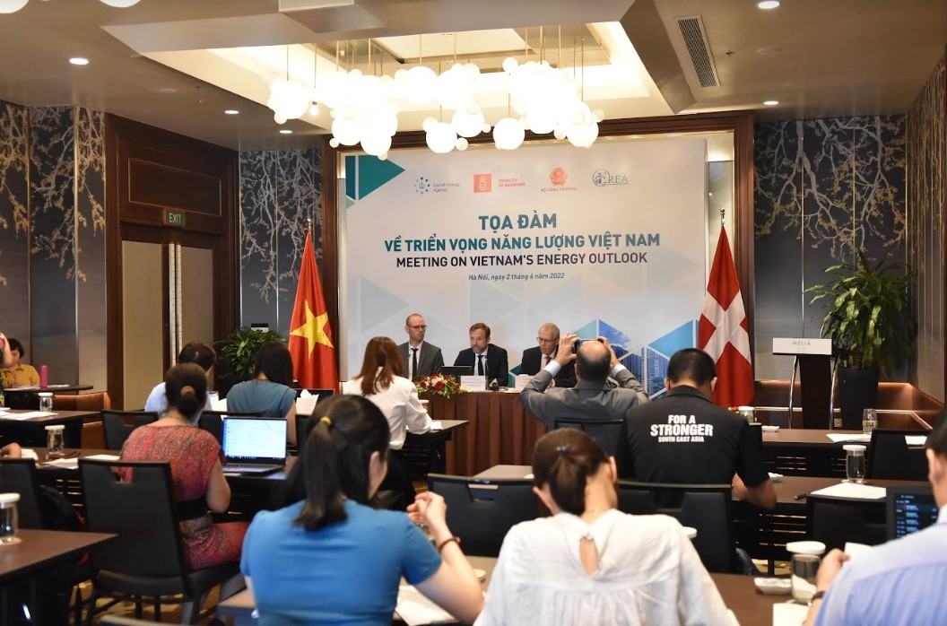 new vietnam energy outlook report shows the way for vietnam to reach net zero emissions in 2050