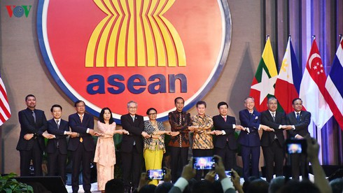 Vietnam devotes itself continuously to ASEAN's growth