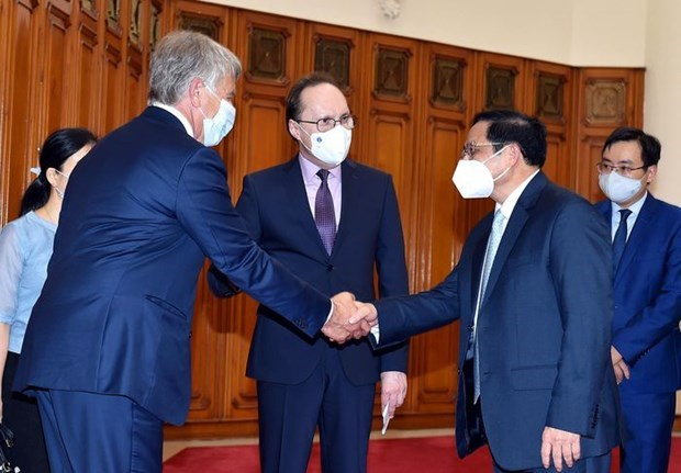 vietnamese pm commits optimal conditions for newly appointed russian ambassador