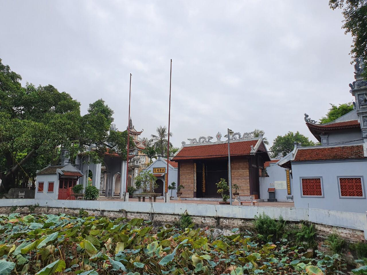 traces of cham culture in hanoi phu gia village
