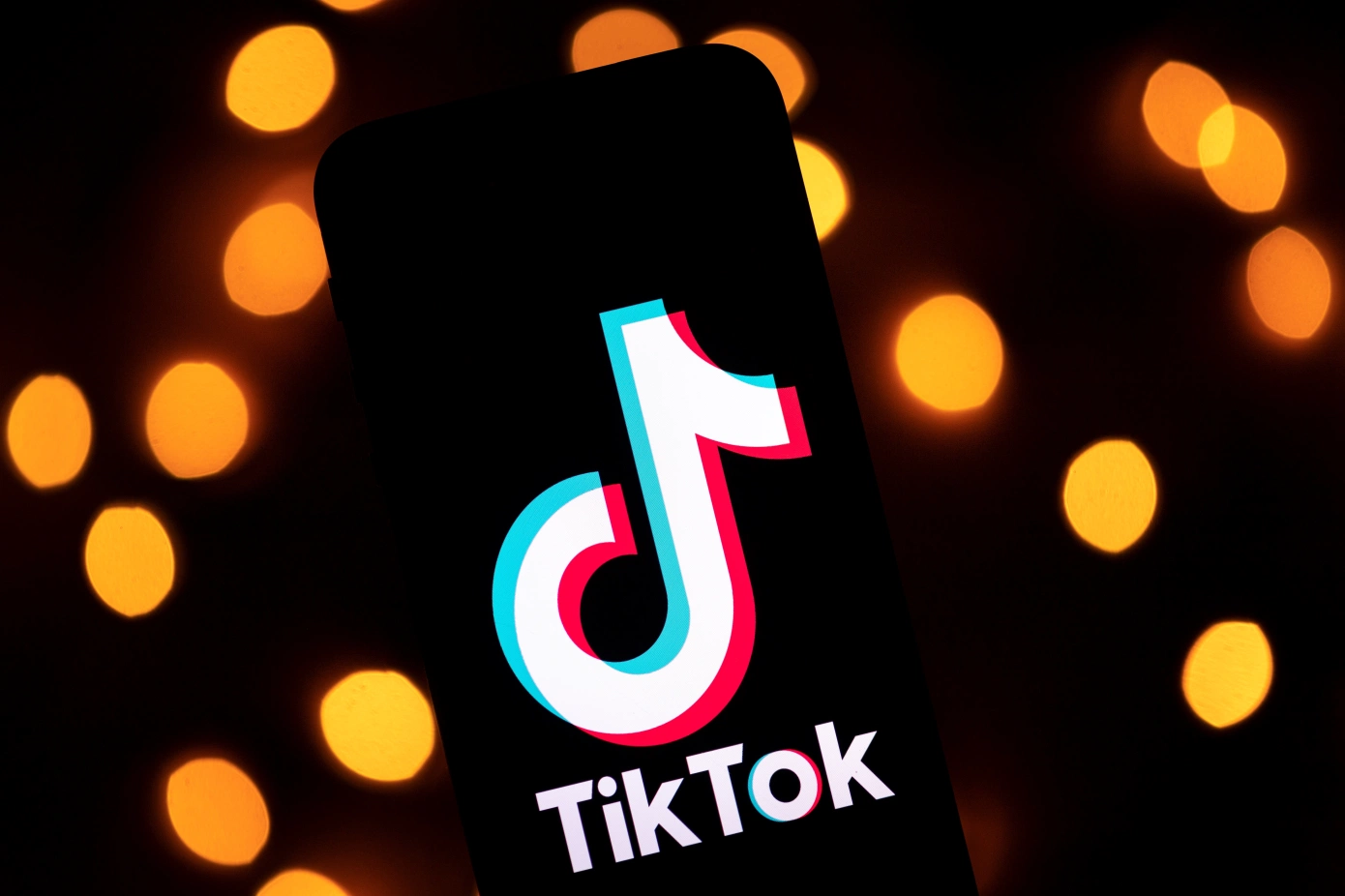 Oracle Beats Microsoft in Deal for TikTok’s U.S. Operations