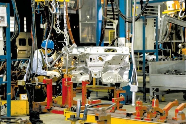 vietnamese government issues directive on facilitation for restoration of industrial production amid covid 19