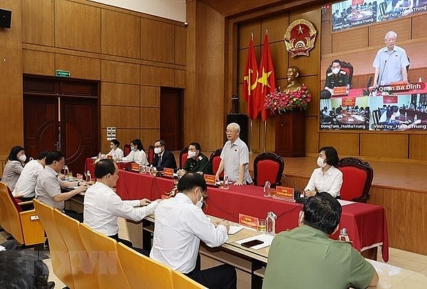 Party Chief Meets Hanoi Voters Ahead 15th NA’s Second Session