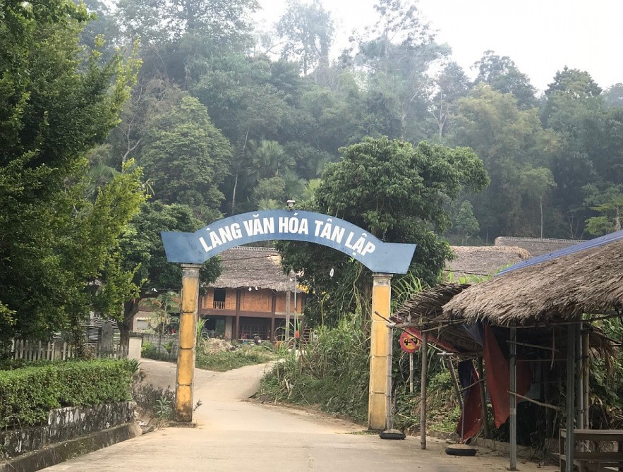 Explore Tuyen Quang: Staging a Revolution Under the Shade of a Banyan Tree