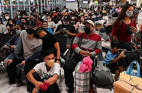 The World Welcoming New Year 2022 Coming