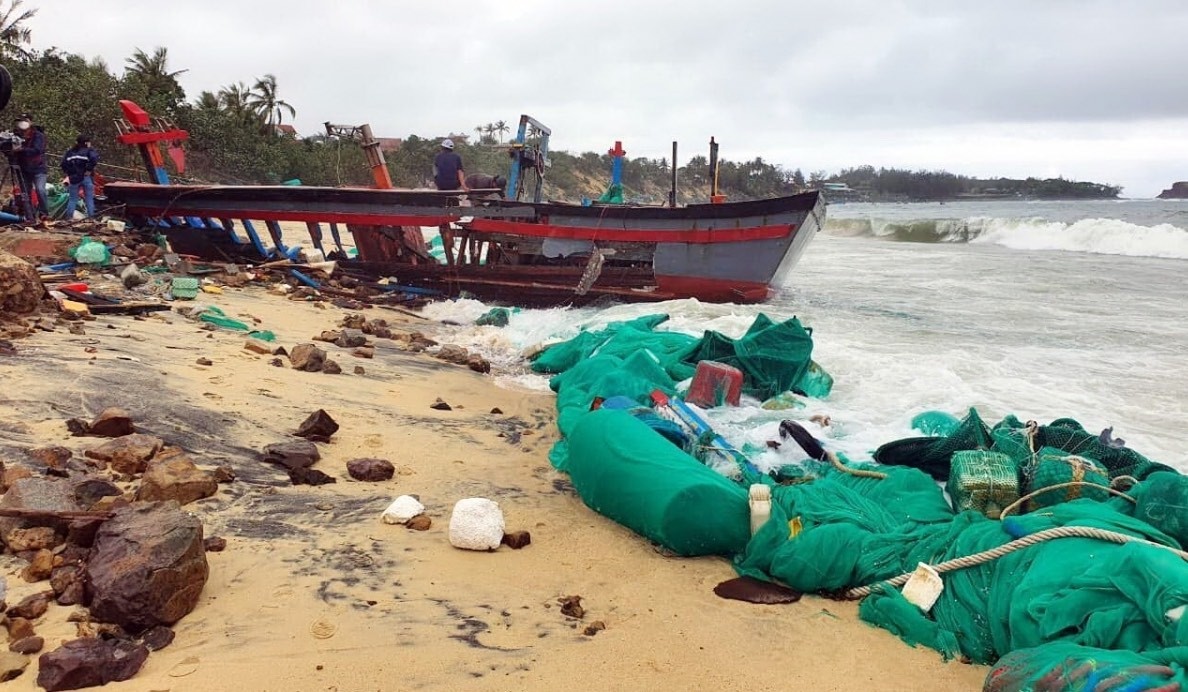 vietnam news today apr 4 anomalous natural disasters ravage central vietnam