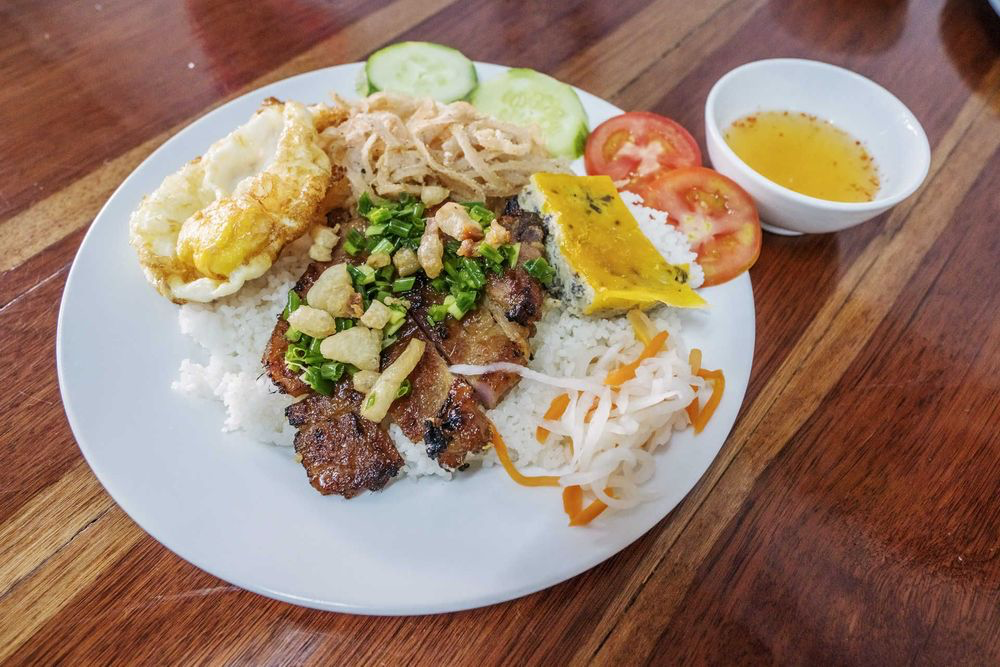 Com Tam, Vietnam food © Tonkinphotography/Shutterstock