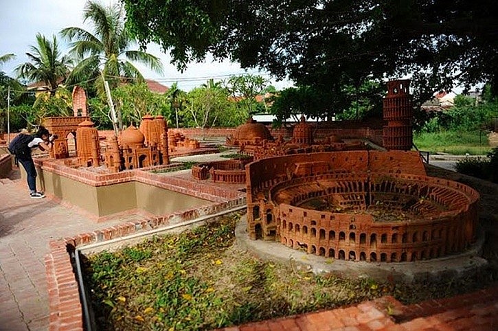 Unique Terracotta Park Honors Craft Villages in Vietnam