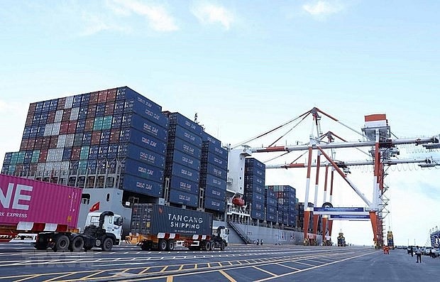 Vietnam Becomes Bright Spot Attracting Foreign Investors