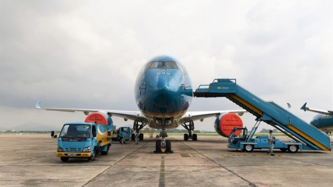 Vietnam News Today (October 10): Vietnam Airlines Resumes Hanoi – Ho Chi Minh City Route