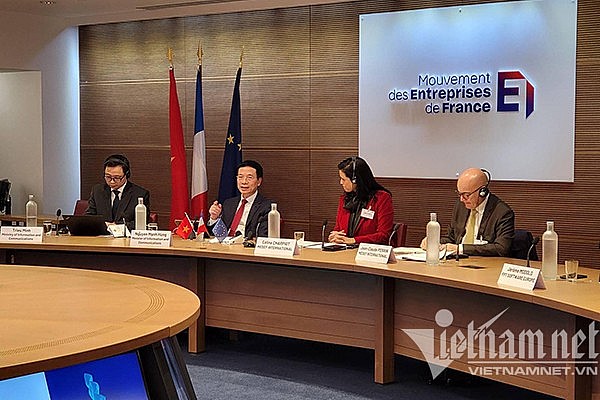 Vietnam, France Promote Cooperation in Digital Transformation