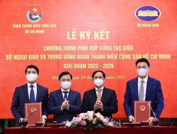Program Supports Overseas Vietnamese Youth in Nation Building