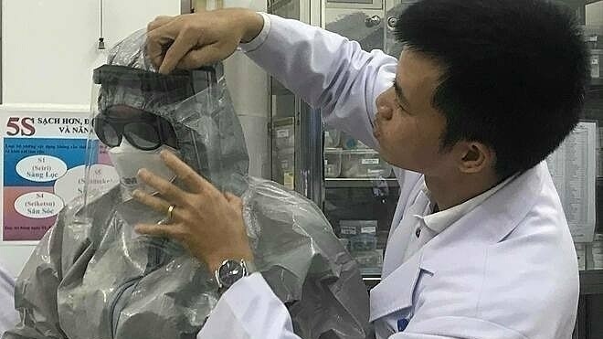 one of vietnams first confirmed coronavirus patients recovers