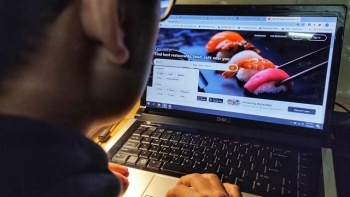 Finding food that suit your preferences with just several taps