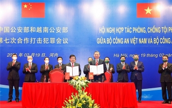 Vietnam, China to cooperate on busting crimes