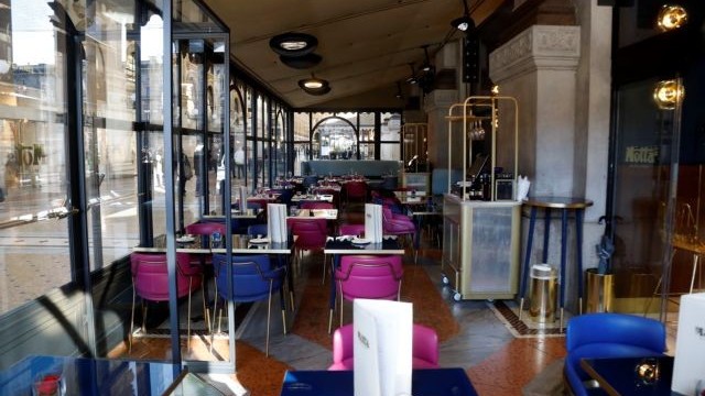 vietnamese people in eu countries stay calm despite covid 19 cases increasing