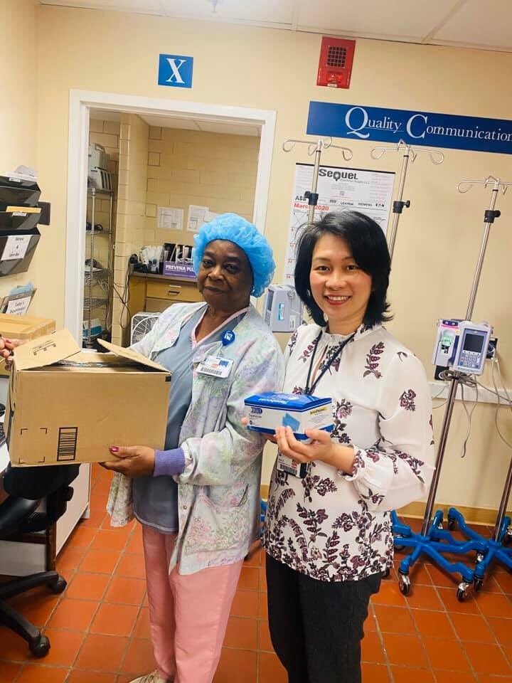 vietnamese community in us collects gloves face masks for local hospital