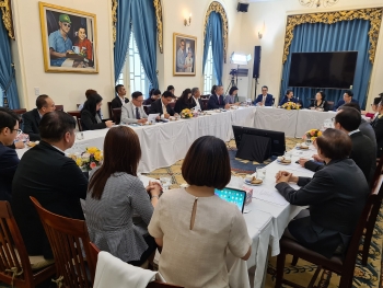 vietnam open to new investment wave from thailand