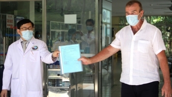 vietnamese offer to assist british prime ministers covid 19 treatment