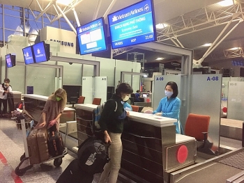 vietnams airlines resume normal schedule of domestic flights
