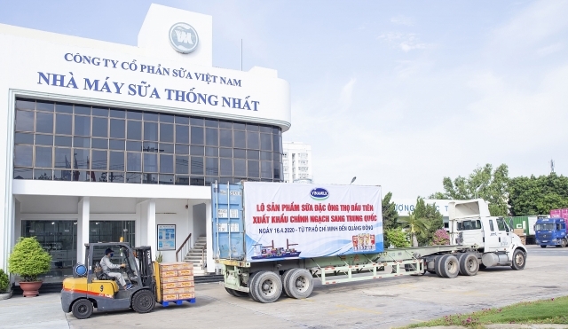 overcoming obstacles due to covid 19 vinamilk exports first batch of condensed milk to china