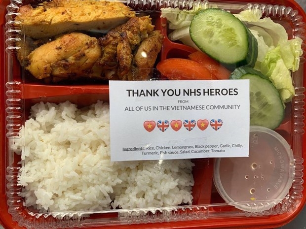 vietnamese in uk join hands to support local health workers