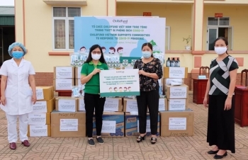 vietnamese firms stand by side with community in covid 19 fight